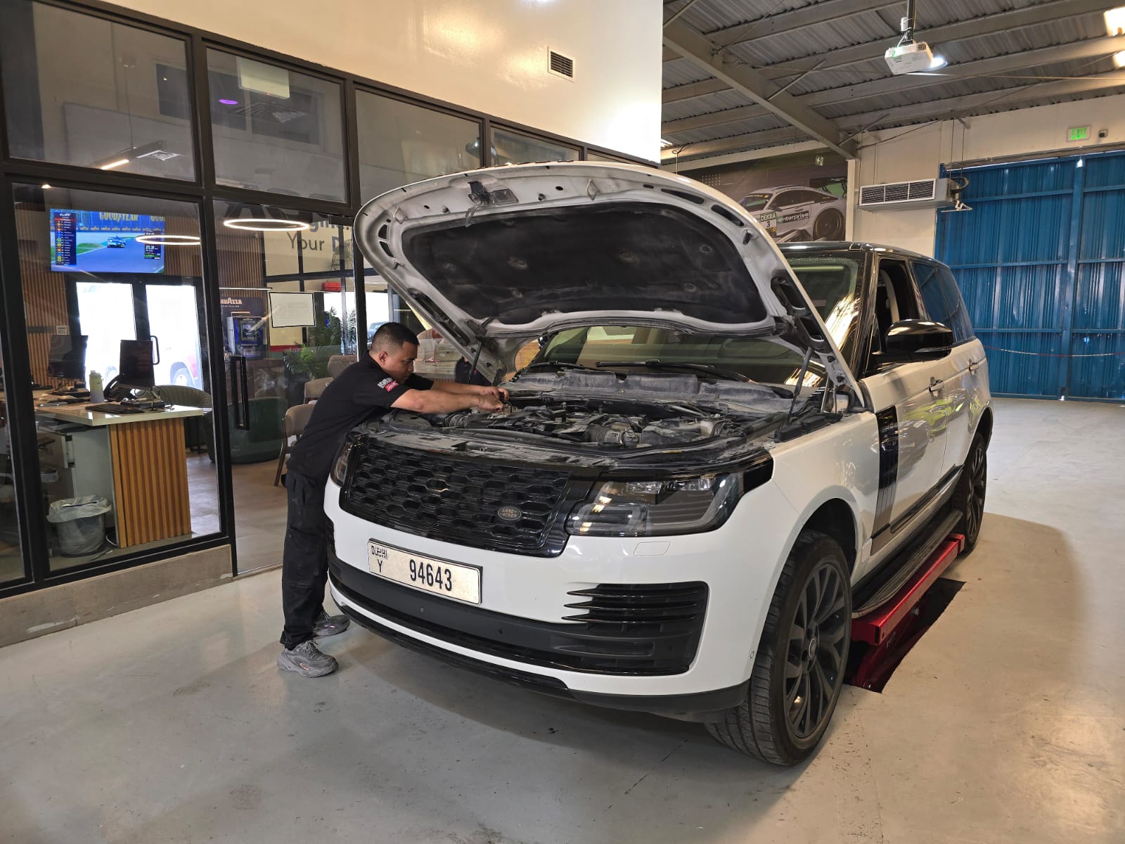 Range Rover EBC Express Dubai